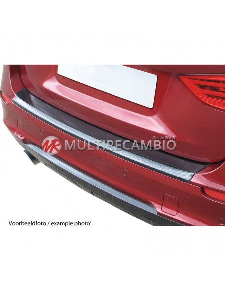 PROTECTOR O EMBELLECEDOR DE MALETERO TRASERO FABRICADO EN PLASTICO ABS AUDI A3 8V SEDAN 8/2013- ACABADO EN CARBONO NEGRO